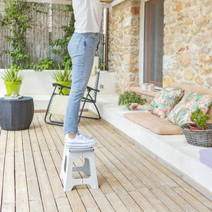 Zeroline Foldable Stool 32cm