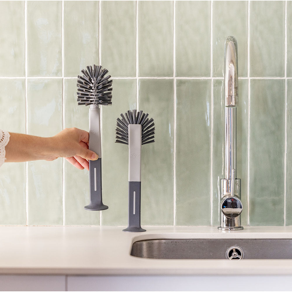 Vigar Standing Grey Dish & Bottle, Glass Brush With Suction Cup 2 pack